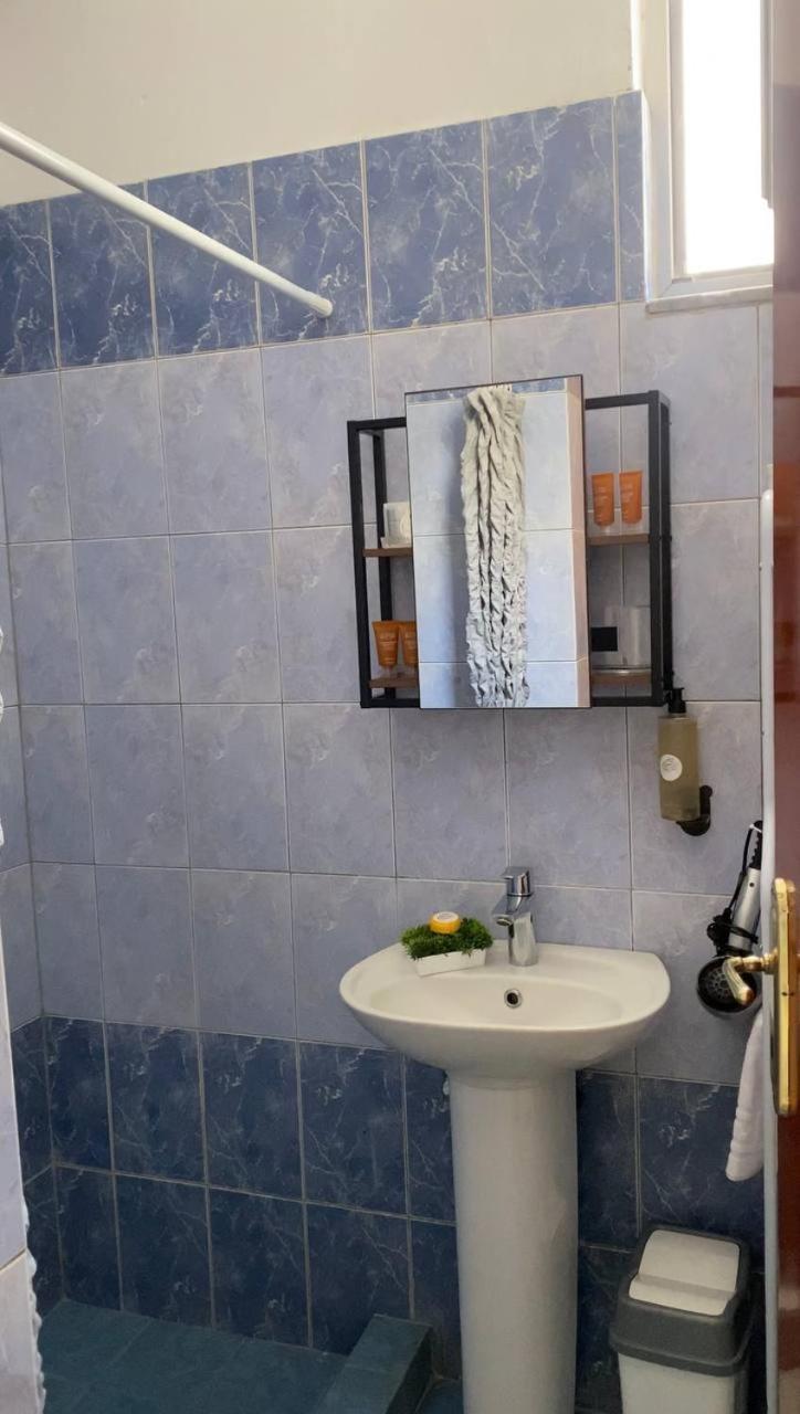 סרנדה Happy Apartment מראה חיצוני תמונה