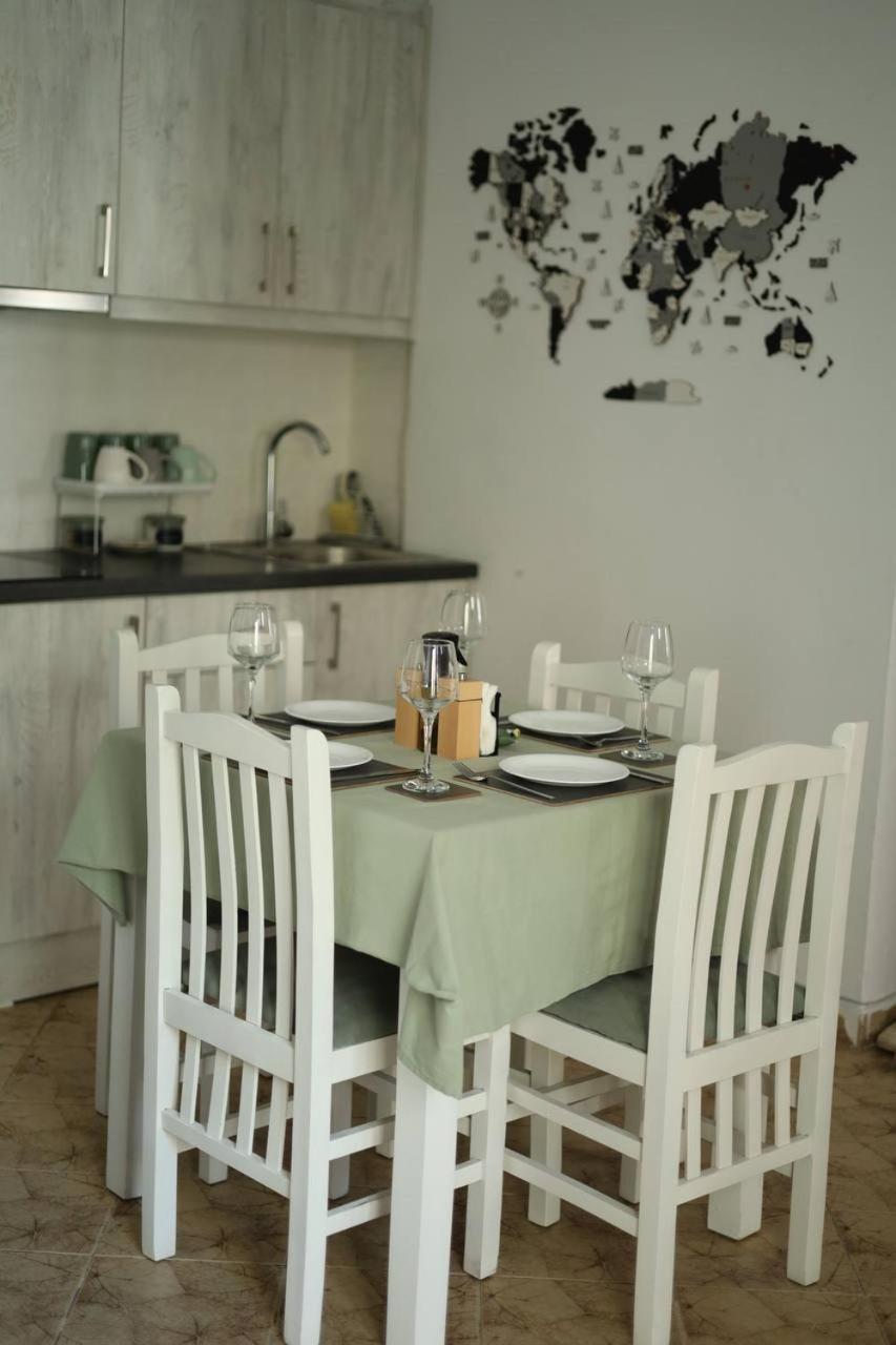 סרנדה Happy Apartment מראה חיצוני תמונה